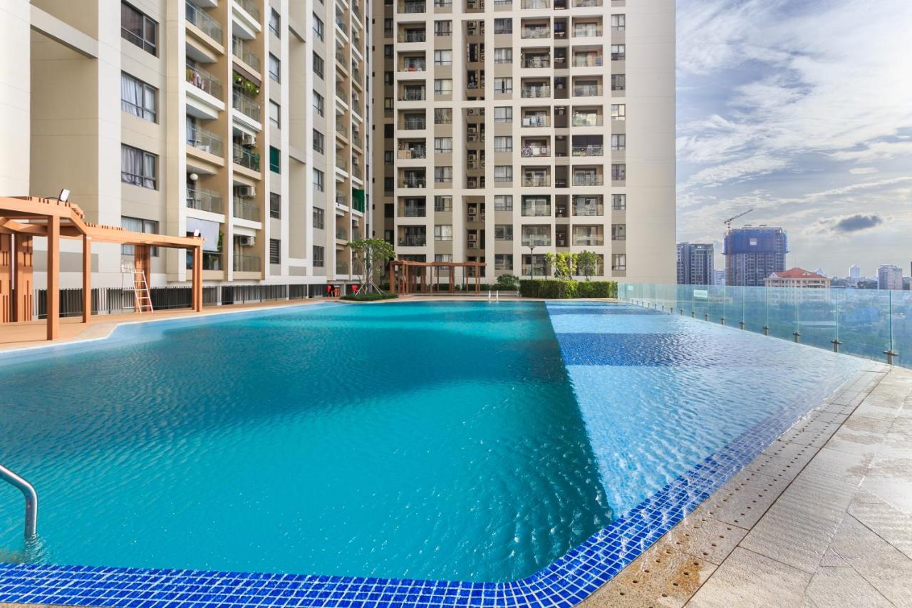 Luxury Gold Apartment 86 -Rooftop Pool Central City ホーチミン市 エクステリア 写真